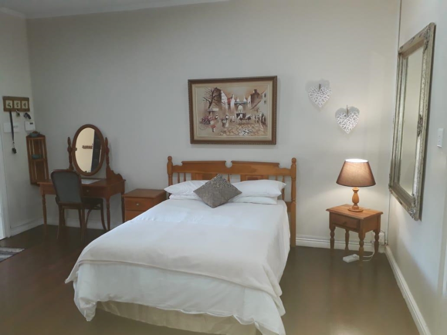 9 Bedroom Property for Sale in Walmer Eastern Cape